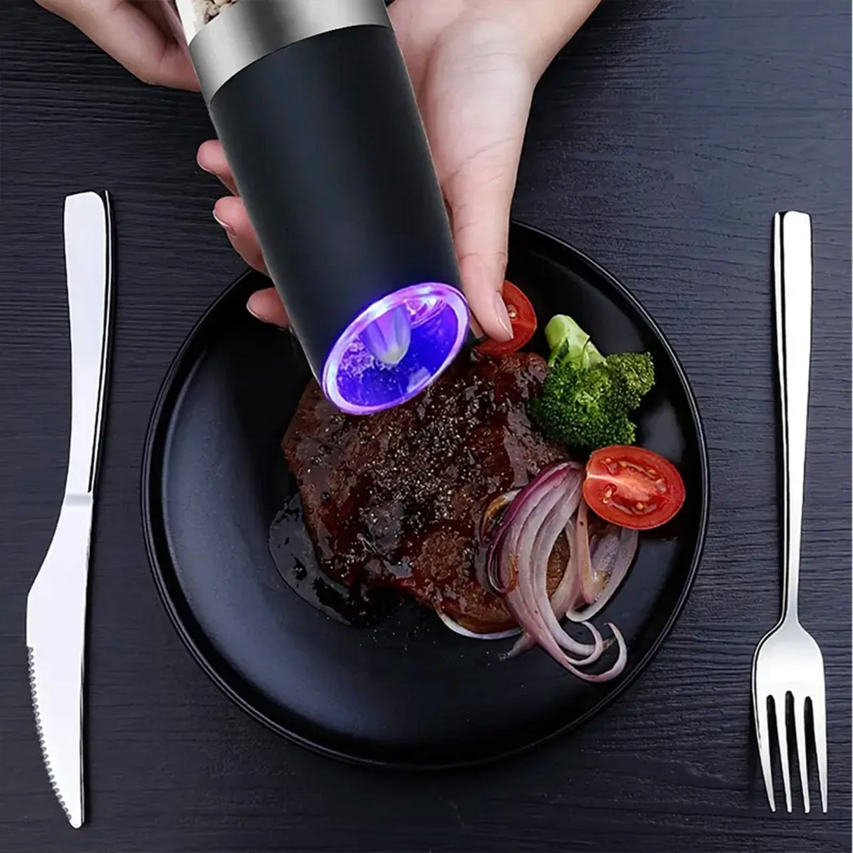 Gravity Electric Salt and Pepper Mill, Battery Powered, Adjustable Coarseness