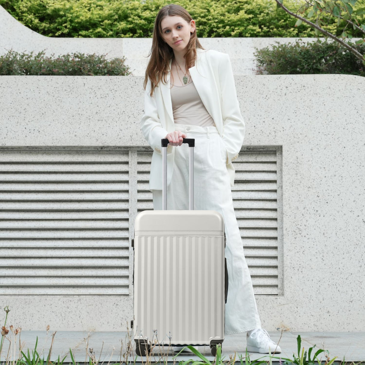 541812881